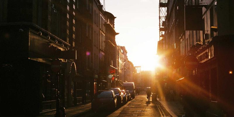 西安蔬菜批发市场早市采购时间与价格波动规律深度解析：掌握时机，优化新鲜蔬菜配送